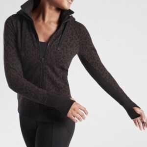 Athleta Triumph Hoodie Leopard Print EUC Size M